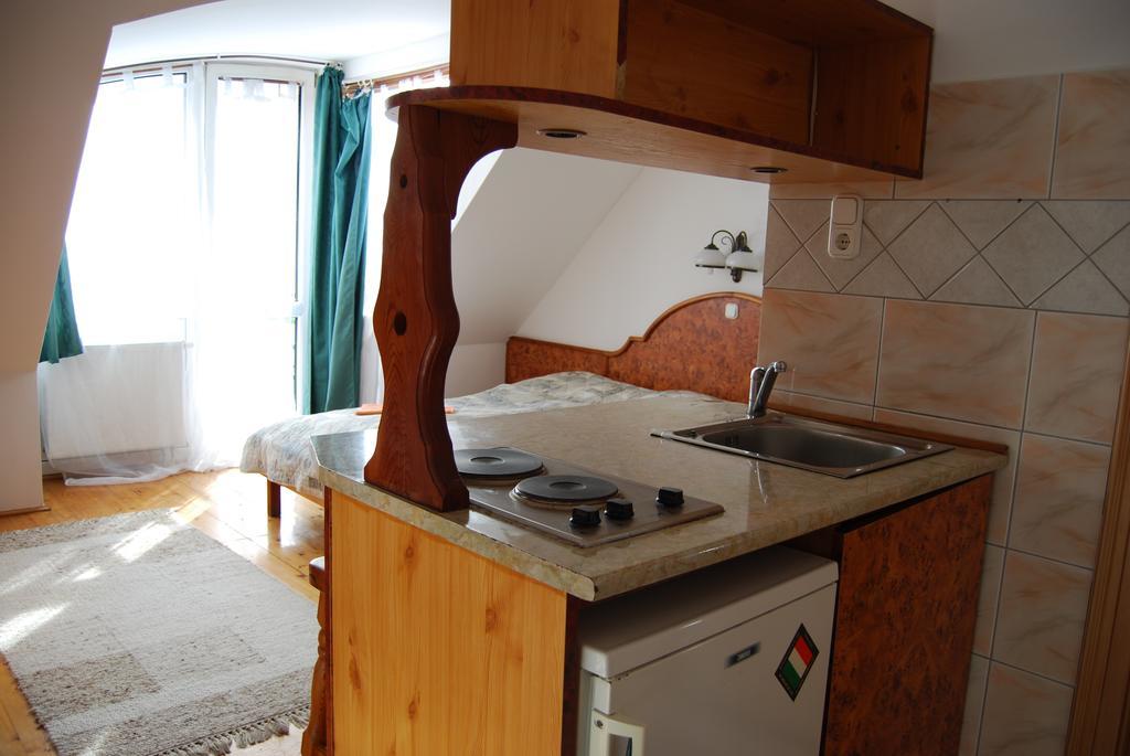 Hotel Paar Szieszta Győr Eksteriør billede